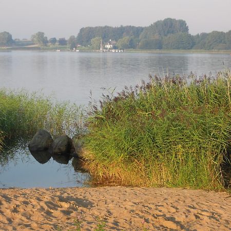 Schlei Resort Marina Huelsen Kosel Exterior photo