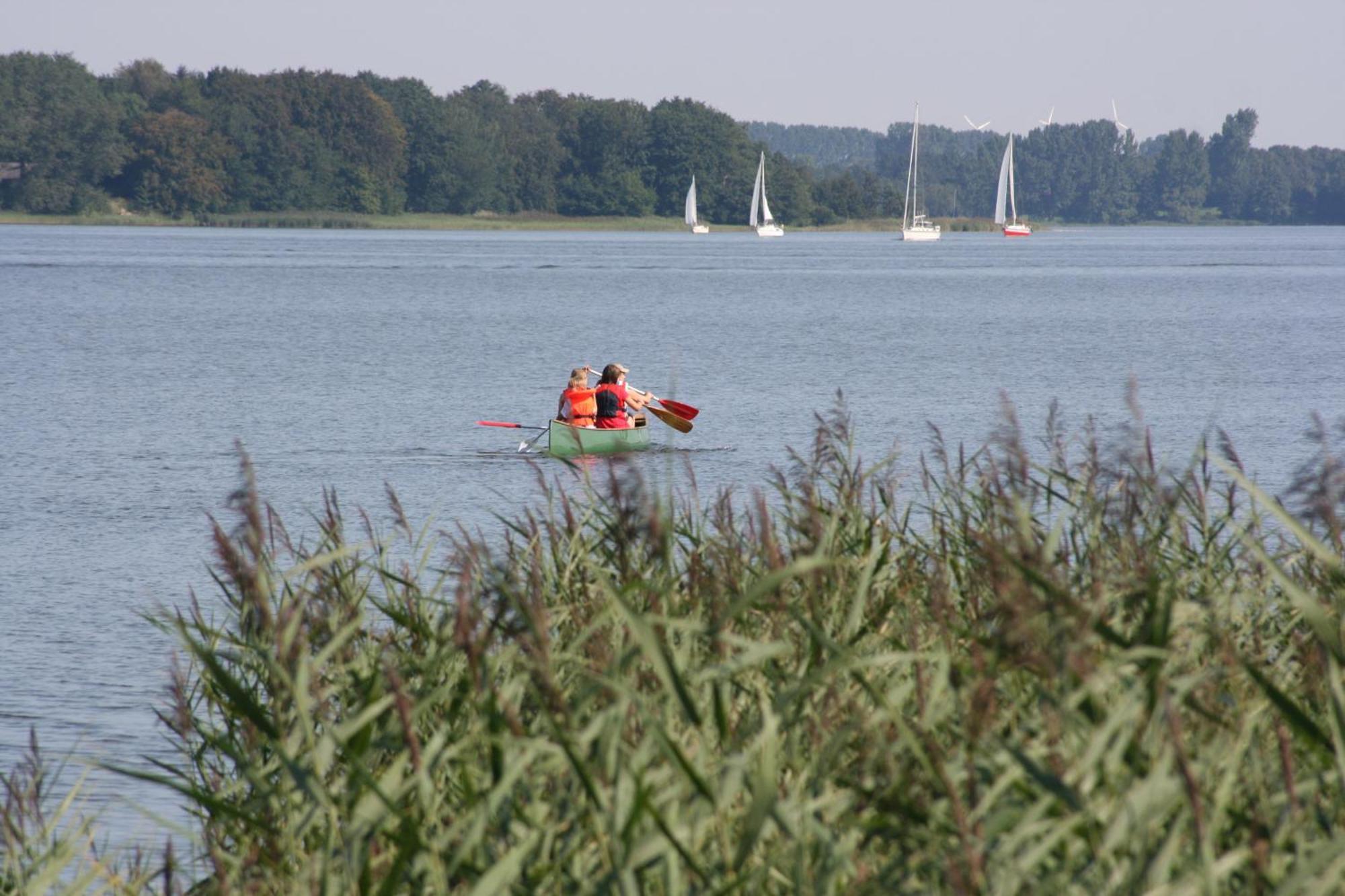 Schlei Resort Marina Huelsen Kosel Exterior photo